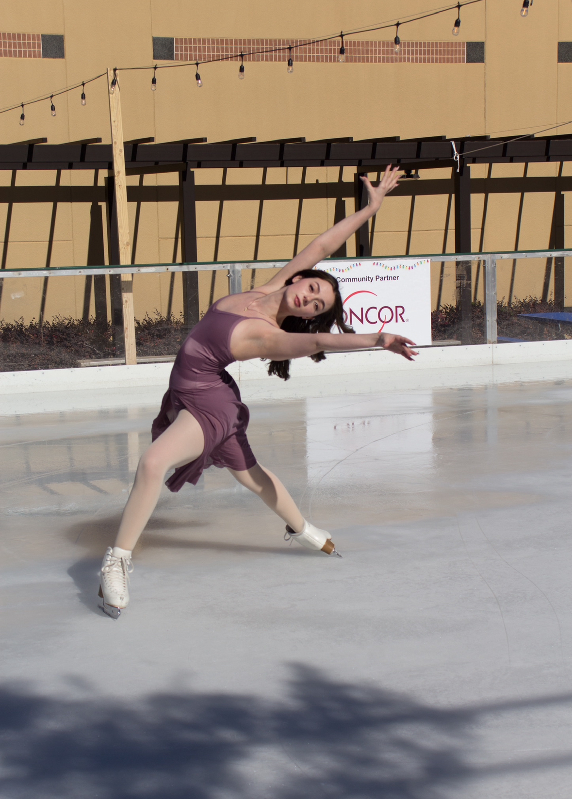 Emma Pratt photo 5