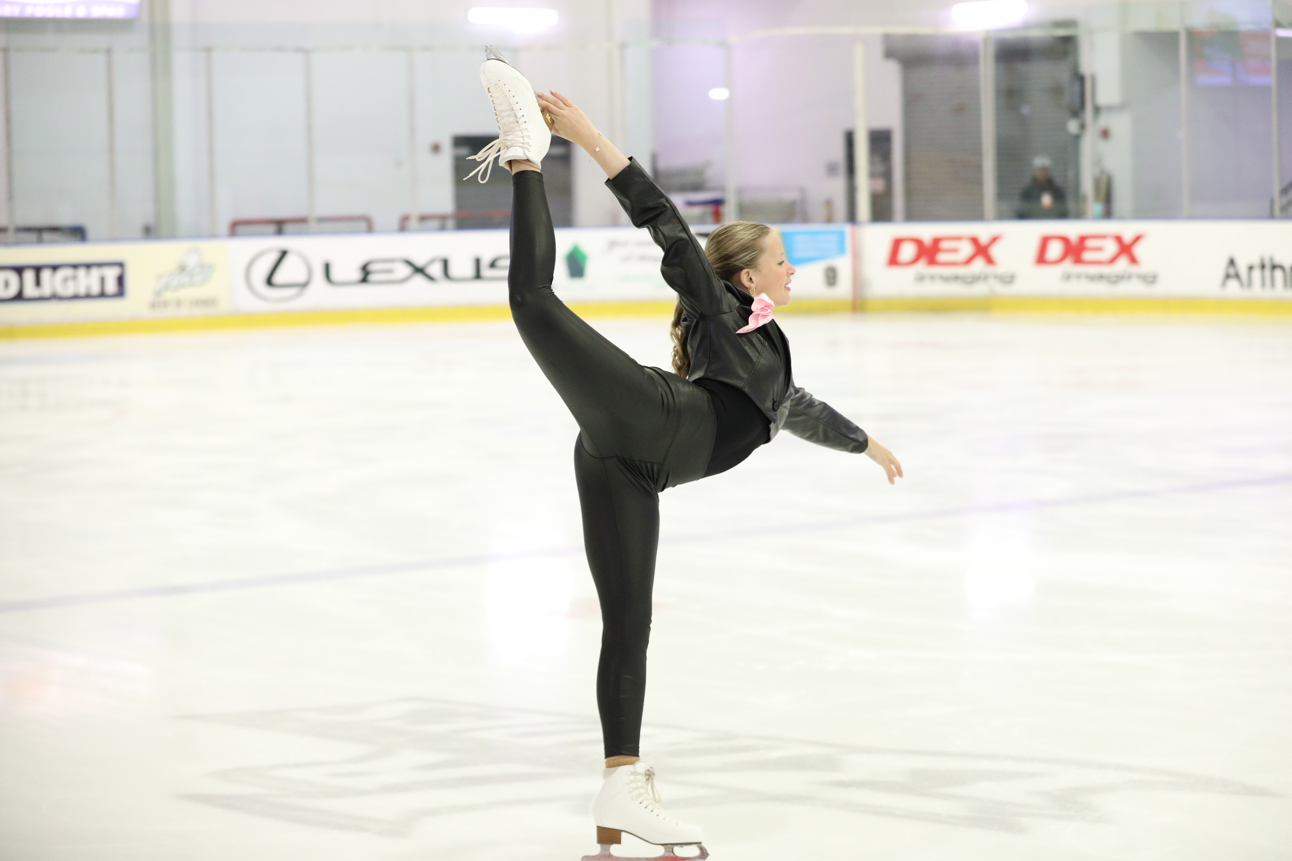 Belle Fowler photo 6