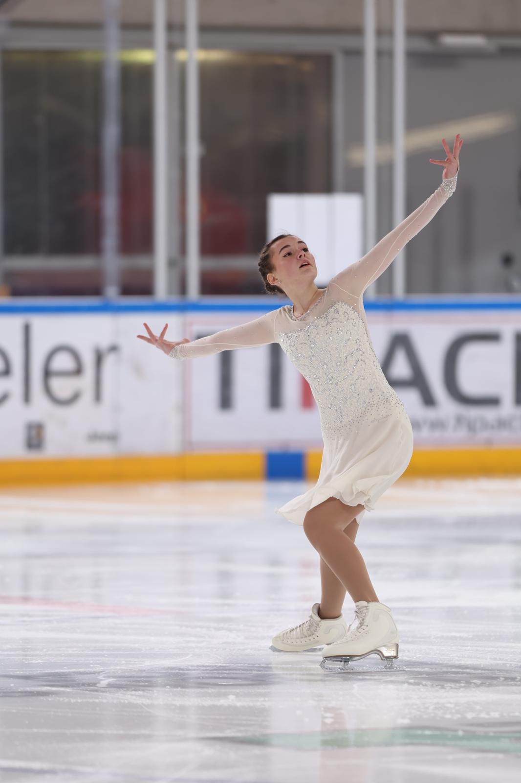 Kiira Caflisch photo 3
